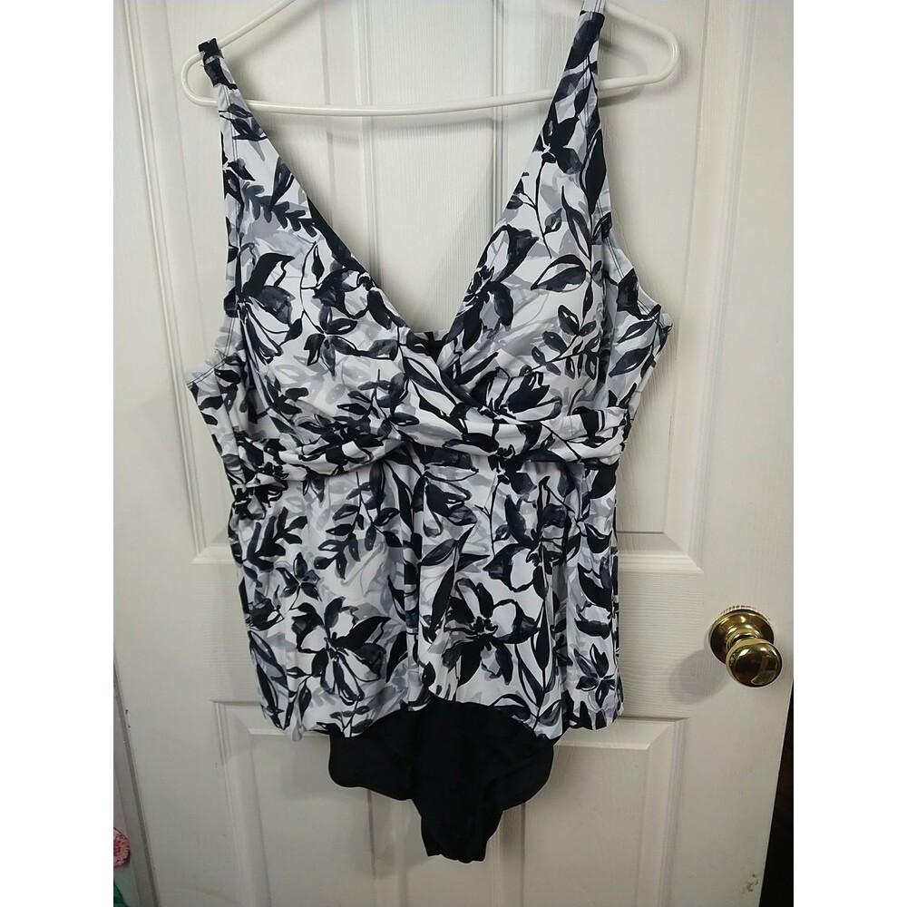 Swimsuits For All Black and White Floral One-Piece Swimdress